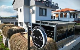 Reynabe Boutique Hotel